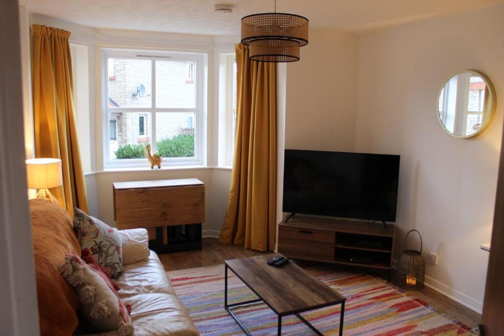 Cheery Craigie Ground Floor Apartment Perth Exterior photo