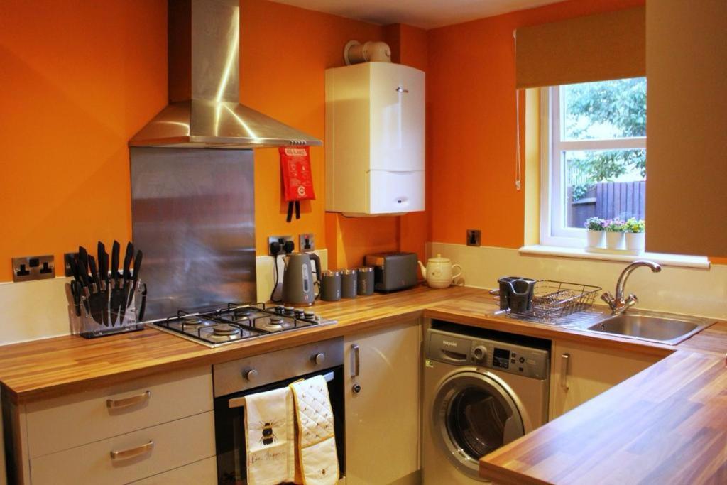 Cheery Craigie Ground Floor Apartment Perth Exterior photo